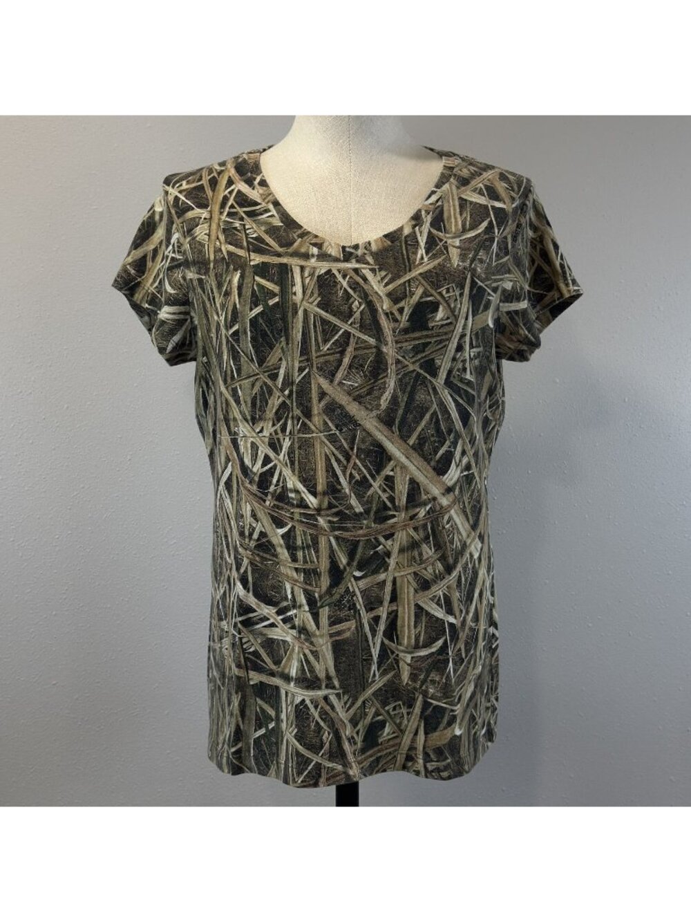 Mossy Oak Shadow Grass Womens Short Sleeve Camo Tee L/G (12-14) Outdoor Shirt